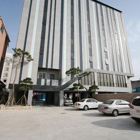 Hotel Oscar Suite Gunsan Εξωτερικό φωτογραφία