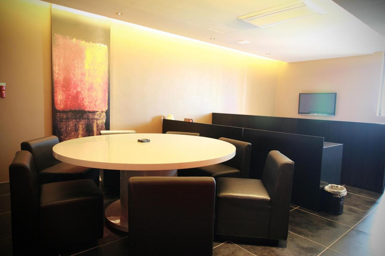 Hotel Oscar Suite Gunsan Εξωτερικό φωτογραφία
