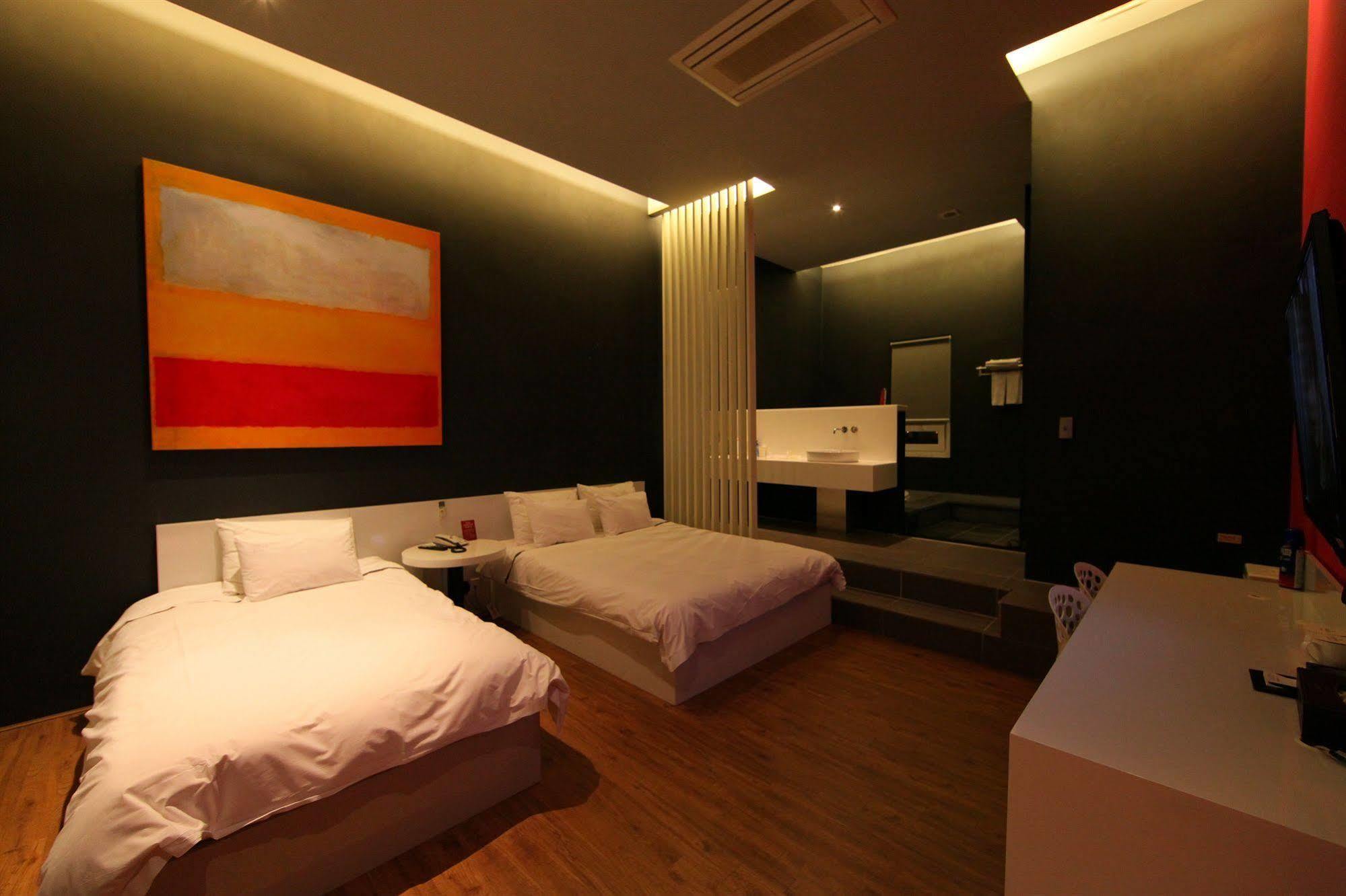 Hotel Oscar Suite Gunsan Εξωτερικό φωτογραφία